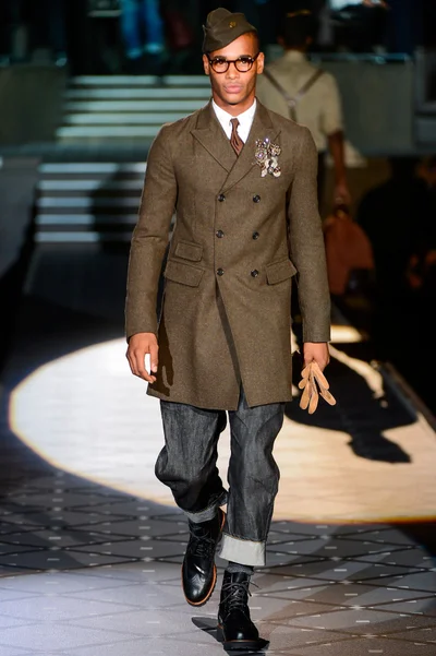 Look 3
